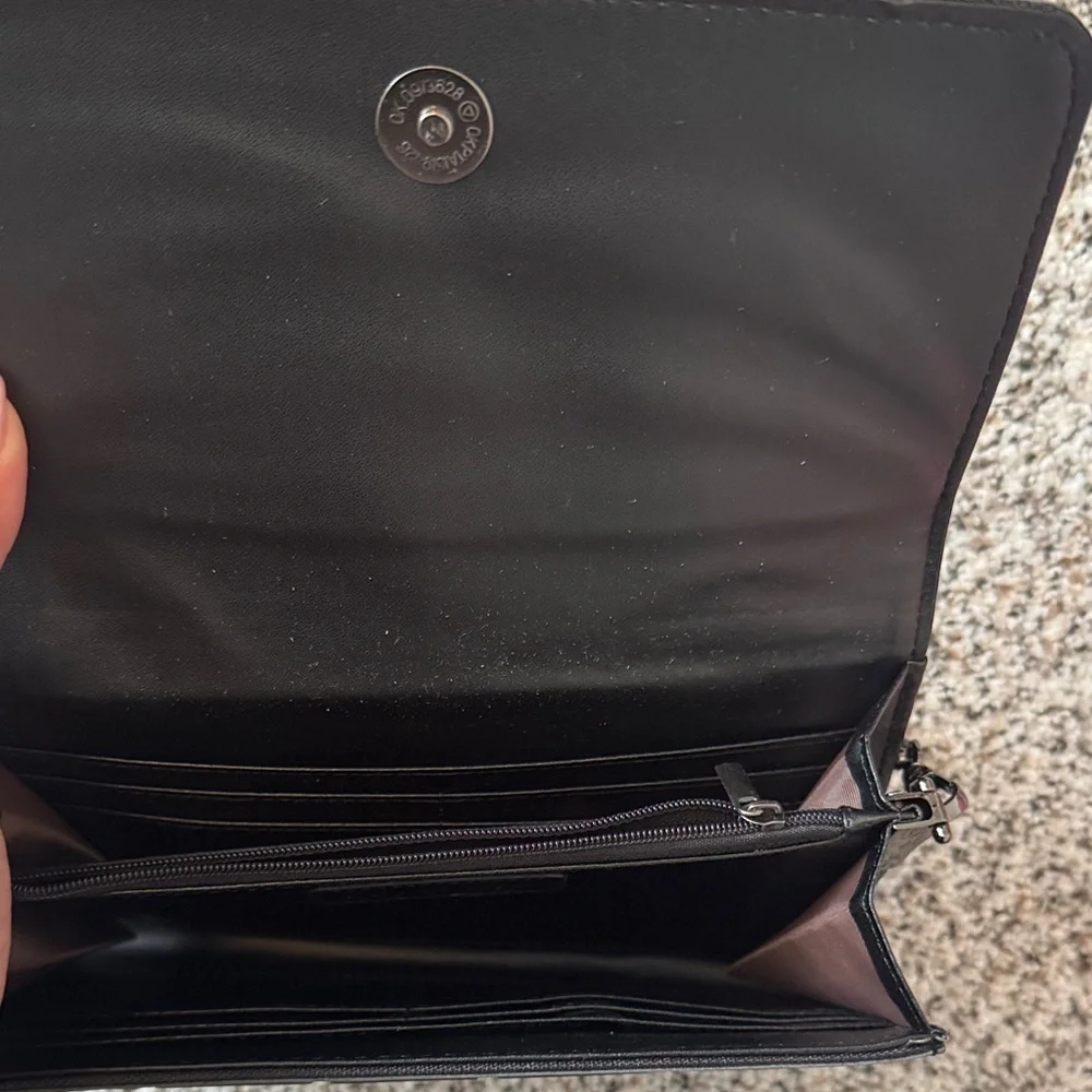 Elegant Black Geometric Crossbody Bag